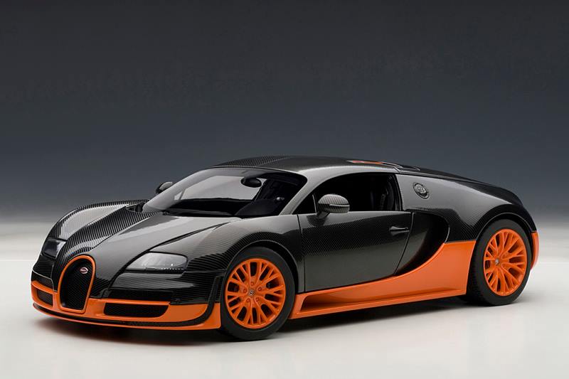 AUTOart Bugatti Veyron Super Sport - Carbon Black w/ Orange Side Skirts (70936)