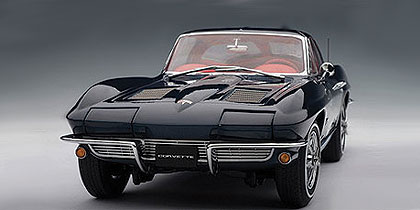 AUTOart: 1963 Chevrolet Corvette Coupe - Daytona Blue (71181) in 1