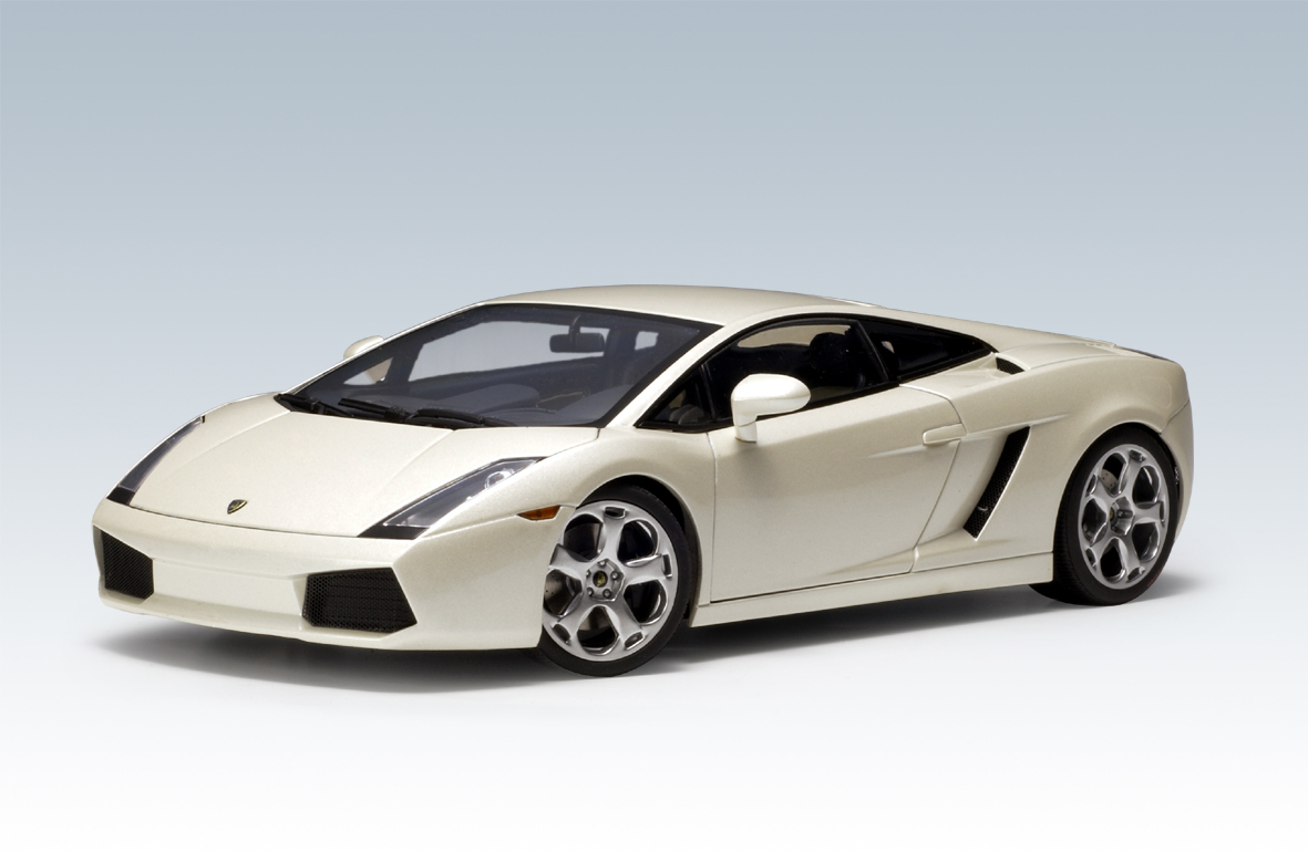 Lamborghini Gallardo White Collection Pics