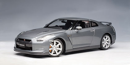 autoart nissan gtr