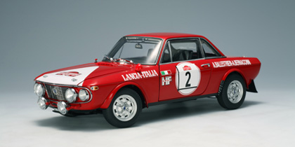 Autoart 1972 Lancia Fulvia Hf 1600 Rally Ballestrieri Bernacchini 2 In 1 18 Scale Mdiecast