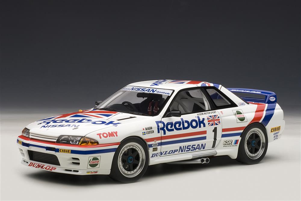 AUTOart: Nissan Skyline GT-R (R32) Group A 1990 Calsonic #12 (89078) in 1:18 scale