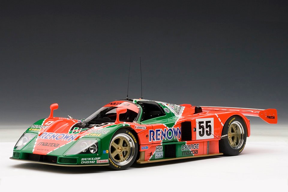 AUTOart 1/18 MAZDA 787B LeMans Winner