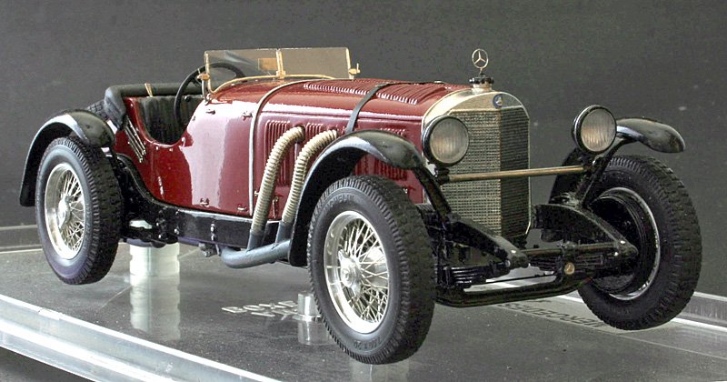 EMC 1930 MercedesBenz SSK in 143 scale mDiecast