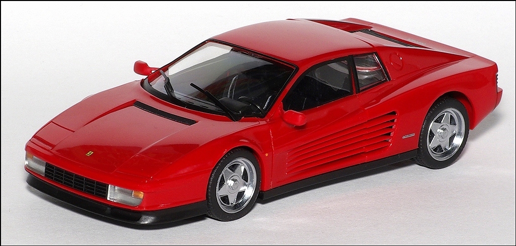 Herpa 1984 Ferrari Testarossa Red in 143 scale mDiecast