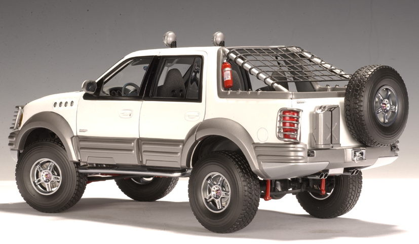 1/18 Scale ford expedition #6