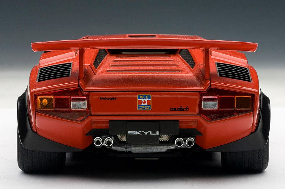 AUTOart: Lamborghini Countach LP500S Walter Wolf Edition - Red