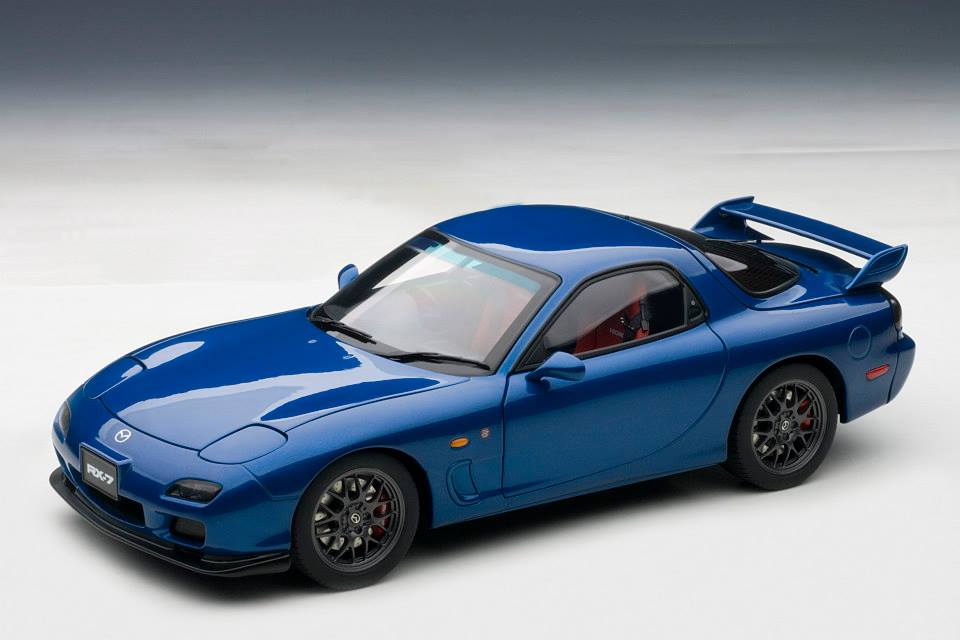 AUTOart: Mazda RX-7 (FD) Spirit R Type A - Innocent Blue Mica (75988) in  1:18 scale