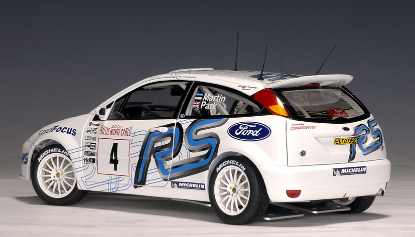 Autoart Ford Focus RS 2003 1/18 | DiecastXchange Forum