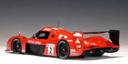 AUTOart: 1999 Toyota GT-One TS020 Le Mans 24Hr - T.Boutsen #2