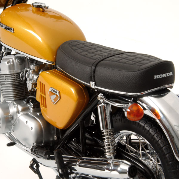 Minichamps honda cb750 1/6 red