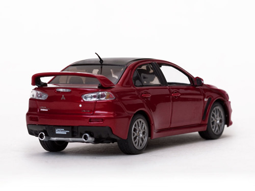 Vitesse: Mitsubishi Lancer Evolution X Final Edition - Red 