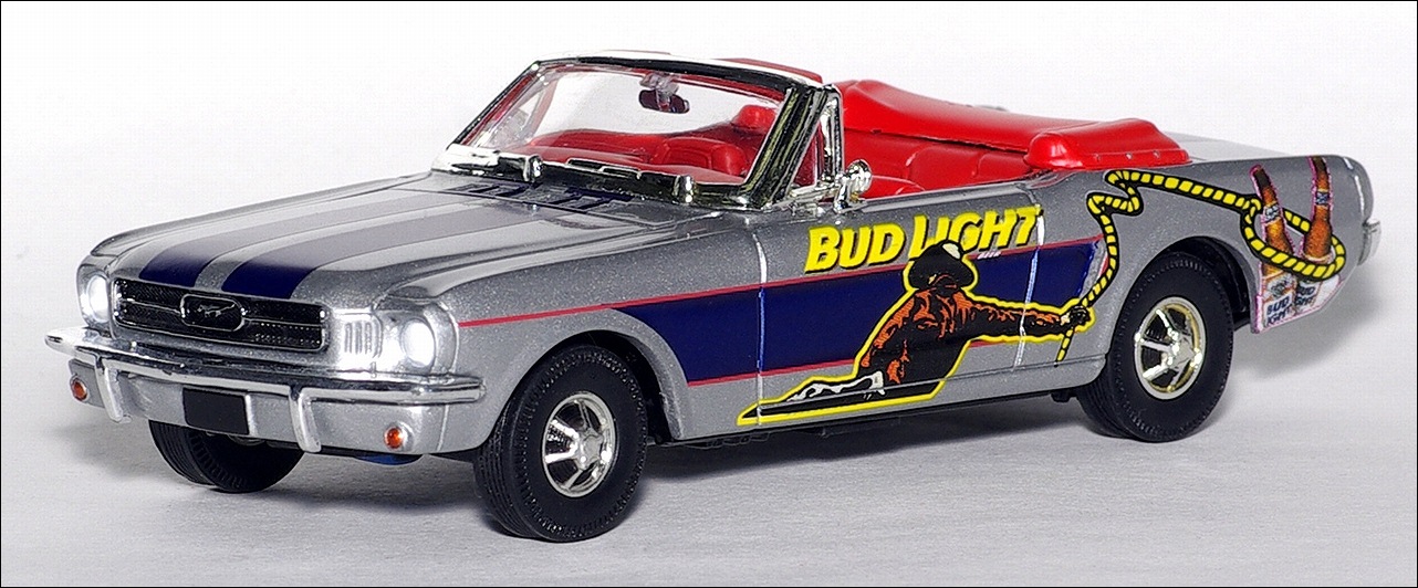Matchbox: 1964 Ford Mustang (DYM37619) in 1:43 scale