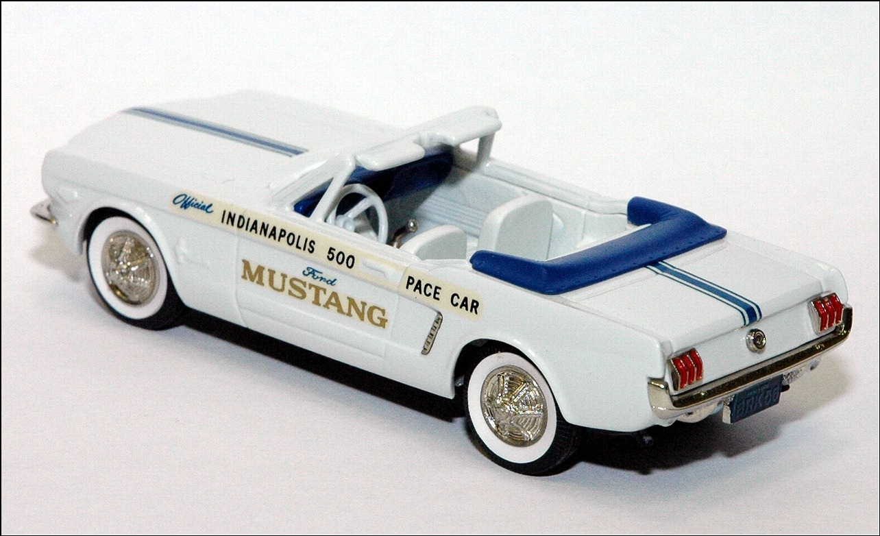 Brooklin: 1964 Ford Mustang Indianapolis Pace Car Convertible - White (BRK 56) im 1:43 maßstab
. Picture provided by Natty, 2010-02-20 03:01:09