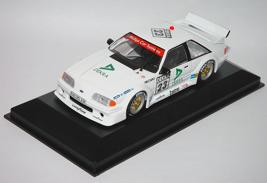 Minichamps: 1994 Ford Mustang GT DTM Team Ruch (J.Ruch) # 23 - White (430 948323) im 1:43 maßstab