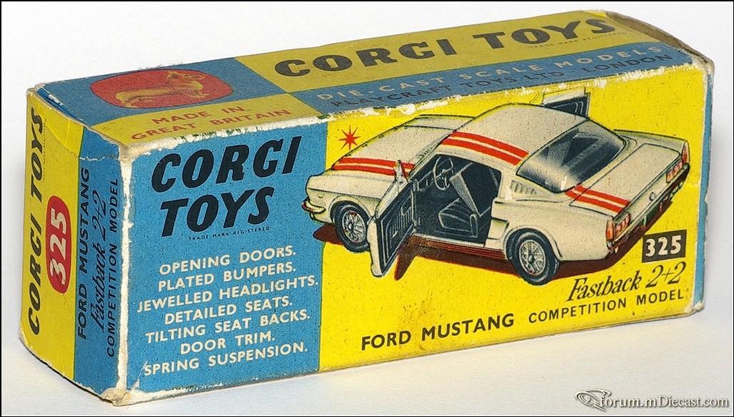 Corgi: Ford Mustang Fastback 2+2 White/Red Stripes (325) im 1:43 maßstab
. Picture provided by Natty, 2010-03-08 07:45:09