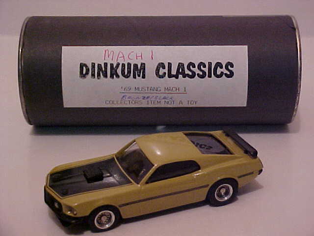 Dinkum Classics: 1969 Ford Mustang Mach 1 - Fawn/Black (MUF) im 1:43 maßstab