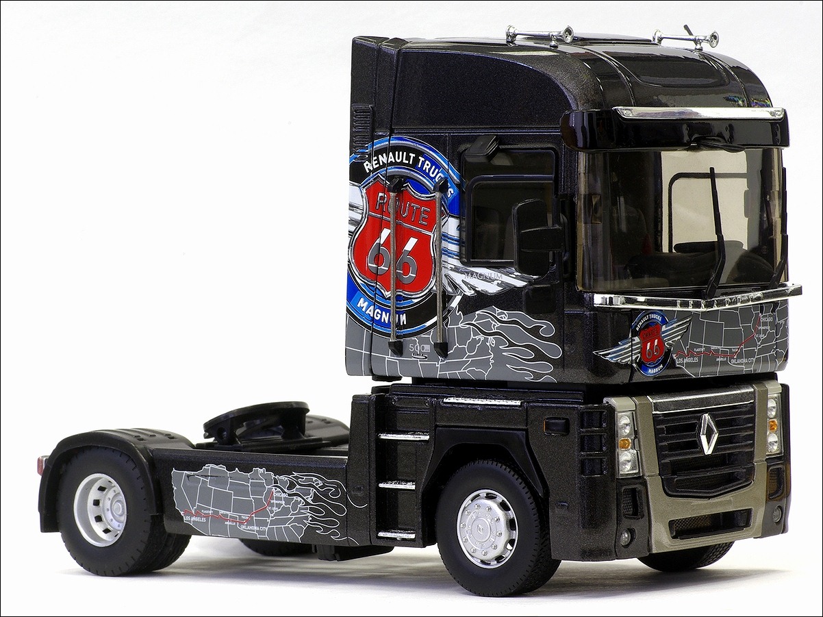 Eligor: Tracteur Renault Magnum Truck Route 66 - Black (114151) в 1:43 масштабе
. Фотография предоставлена Natty, 2011-04-06 03:02:41