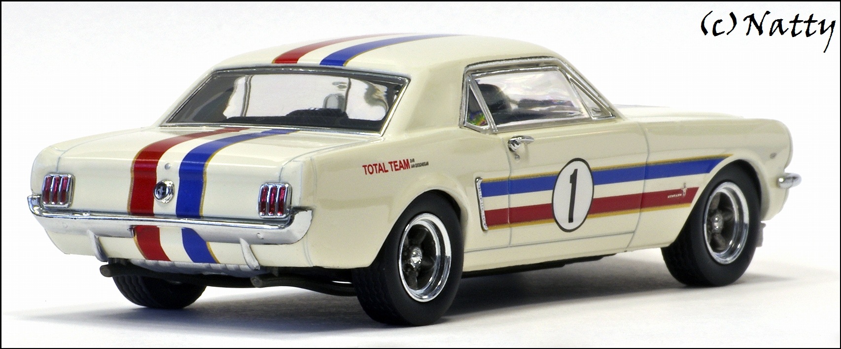 Apex Replicas: 1966 Ford Mustang ATCC - White (AR0202) в 1:43масштабе
. Фотография предоставлена Natty, 2012-06-18 01:18:41