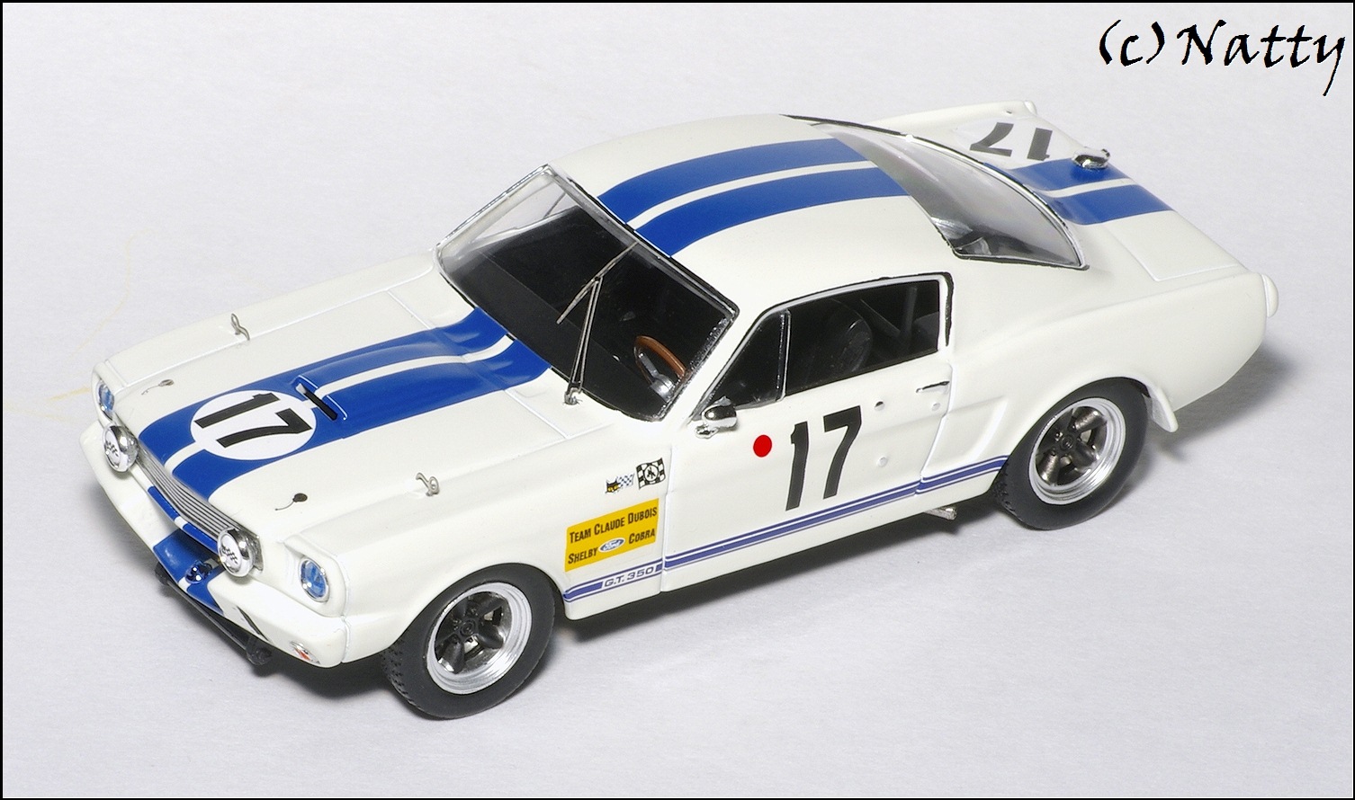 IXO: 1967 Ford Mustang Shelby GT 350R Le Mans - White (LMC132) в 1:43 масштабе
. Фотография предоставлена Natty, 2012-07-06 02:22:18