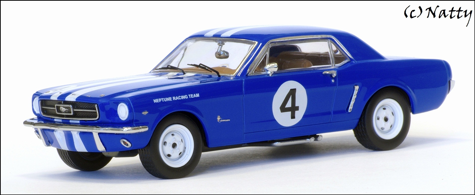 Apex Replicas: 1965 Ford Mustang Norm Beechey Winner ATCC - Blue (AR0201) in 1:43scale
. Picture provided by Natty, 2012-08-09 01:13:39