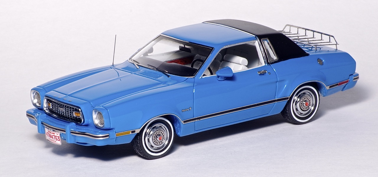 American Excellence: 1974 Ford Mustang II Ghia - Blue / Black (44760) in 1:43scale
