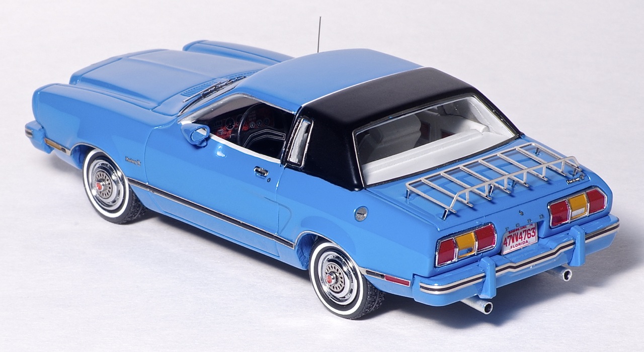 American Excellence: 1974 Ford Mustang II Ghia - Blue / Black (44760) in 1:43scale
. Picture provided by Natty, 2013-03-28 01:54:32