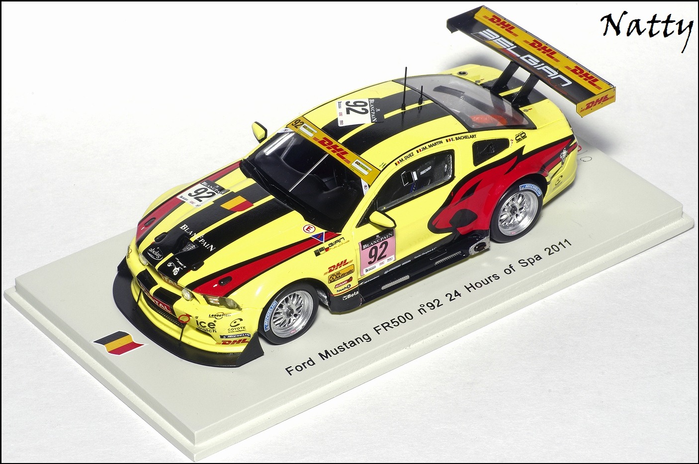 Spark: 2011 Ford Mustang FR500GT3 - Yellow (SB020) im 1:43 maßstab