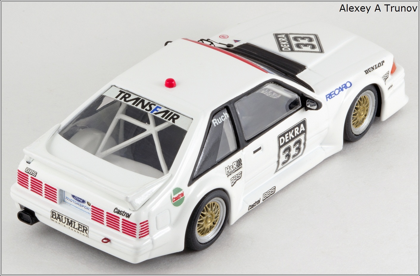Minichamps: 1992 Ford Mustang DTM Gerd Ruch Zolder - White (MP430-948323 modified) в 1:43 масштабе
. Фотография предоставлена Natty, 2015-05-21 05:43:06