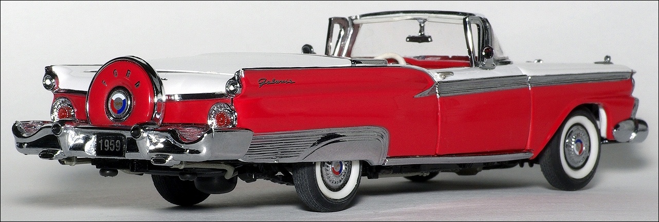 Franklin Mint: 1959 Ford Fairlane Skyliner Red & White (UK 10) im 1:43 maßstab
. Picture provided by Natty, 2010-05-13 02:01:49