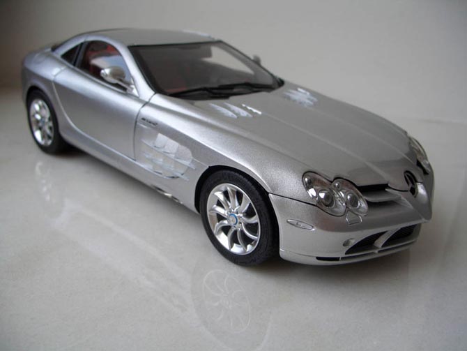 Mercedes mclaren silver #4